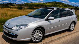 Renault Laguna 3.0 DCI 235KM INITIALE Skóra Xenony Navi Automat