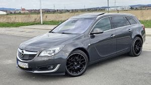 Opel Insignia 2.0 CDTI BiXenon Led Skóra TouchPad LCD Panorama Radar
