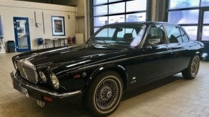DAIMLER DOUBLE-SIX VANDEN PLAS 5.3 V12
